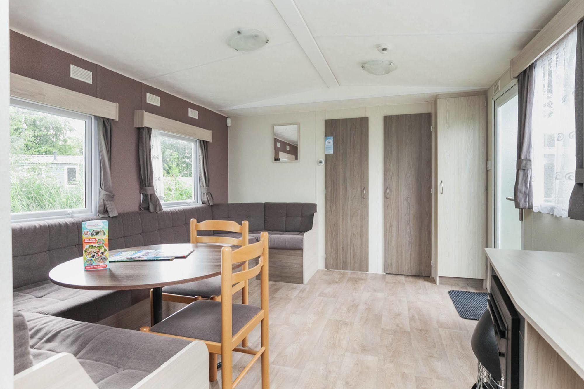 Oostappen Vakantiepark Riviera Beach Biddinghuizen Εξωτερικό φωτογραφία